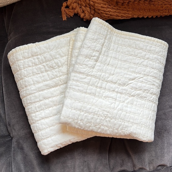 Hearth & Hand Other - Set of 2 Solid Texture Stripe Pillow Shams- Hearth & Hand with Magnolia King